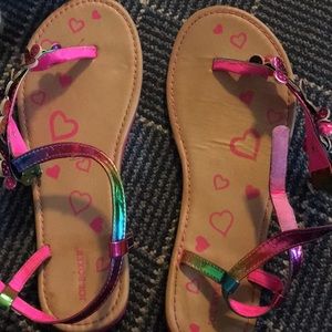 Juniors sandals. Size 5-JS